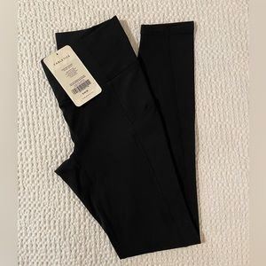 Fabletics Oasis High-Waisted Pocket Legging - XS/4